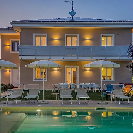 Lina Villa Morrovalle