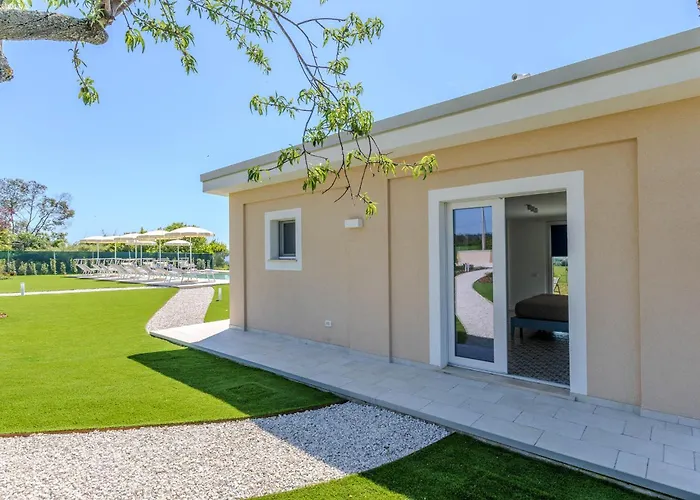 Lina Villa Morrovalle